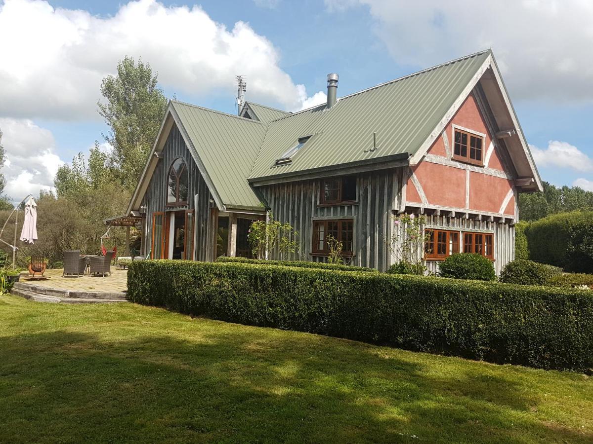 Bed and Breakfast Streamside Country Manor Walton Екстер'єр фото