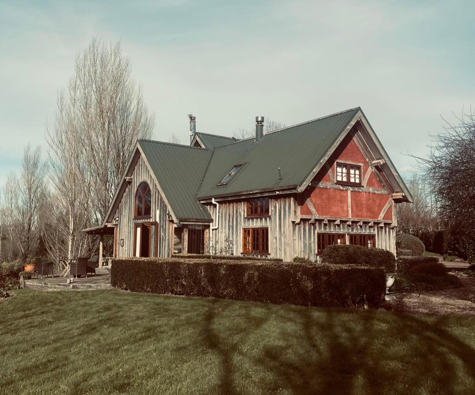 Bed and Breakfast Streamside Country Manor Walton Екстер'єр фото
